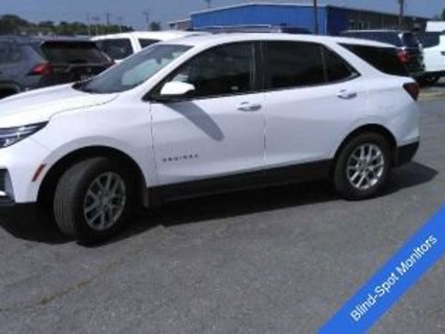 Used 2024 Chevrolet Equinox LT AWD/4WD image 4