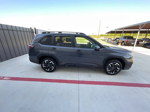 Used 2026 Subaru Forester Limited AWD/4WD image 7