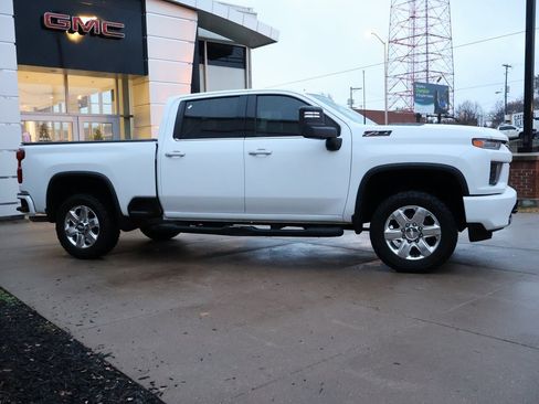 Used 2020 Chevrolet Silverado 2500 LTZ image 8