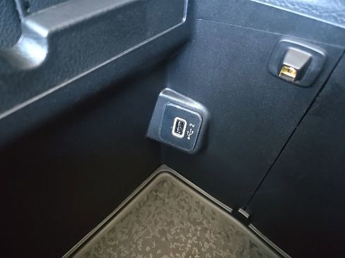 New 2026 Jeep Gladiator Sahara image 68