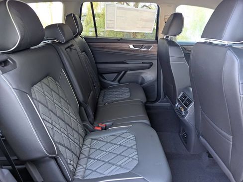 Certified 2026 Volkswagen Atlas Cross Sport SEL Premium R-Line AWD/4WD image 21