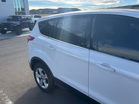 Used 2015 Ford Escape SE image 5
