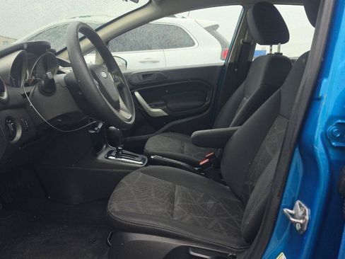 Used 2012 Ford Fiesta SE FWD image 9