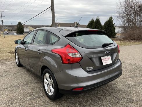 Used 2013 Ford Focus SE image 3
