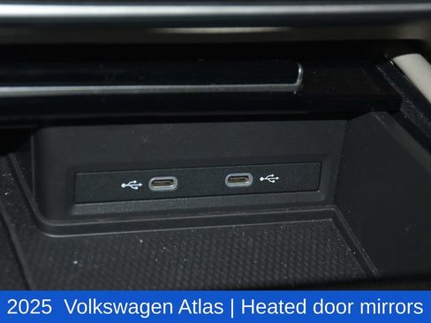 Used 2025 Volkswagen Atlas SE AWD/4WD image 21