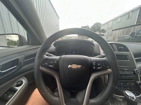 Used 2014 Chevrolet Malibu LS FWD image 19