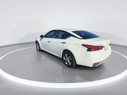 Certified 2025 Nissan Altima 2.5 S image 6