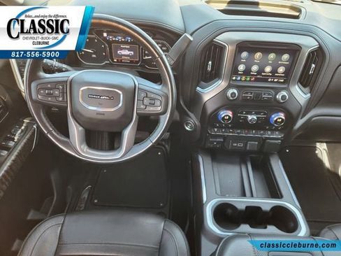 Used 2021 GMC Sierra 2500 Denali w/ Denali Black Diamond Edition image 9