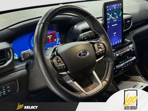 Used 2022 Ford Explorer ST w/ Equipment Group 401A AWD/4WD image 14