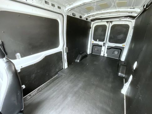 Used 2023 Ford Transit 250 Medium Roof AWD w/ Load Area Protection Package image 18
