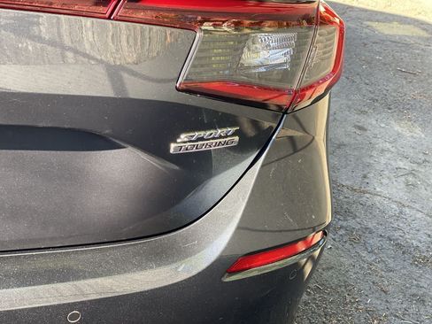Used 2022 Honda Civic Sport Touring image 11