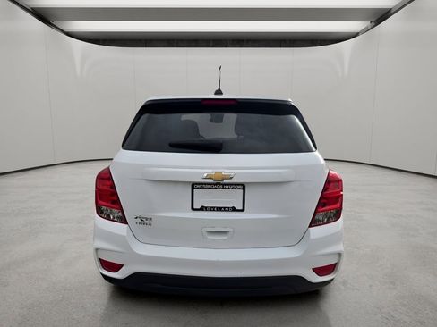 Used 2020 Chevrolet Trax LS w/ Tint and Cruise Package image 4