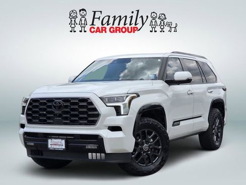 Used 2024 Toyota Sequoia Platinum AWD/4WD image 1