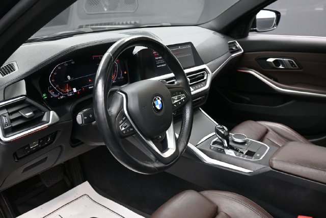 Used 2020 BMW 330i Sedan w/ Premium Package RWD image 14