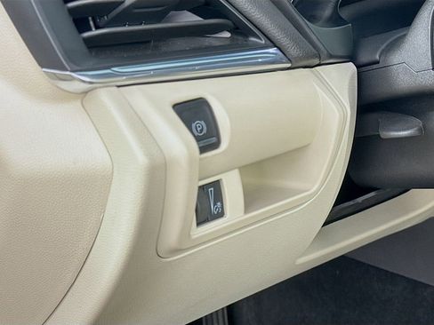 Used 2020 Cadillac CT4 Luxury w/ Sun And Sound Package AWD/4WD image 12