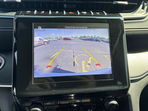 Used 2025 Jeep Grand Cherokee Altitude AWD/4WD image 22
