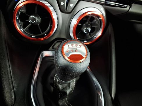 Used 2021 Chevrolet Camaro LT image 20