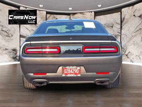 Used 2023 Dodge Challenger SRT Hellcat w/ Driver Convenience Group RWD image 5