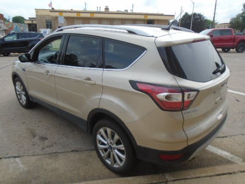 Used 2017 Ford Escape Titanium AWD/4WD image 4