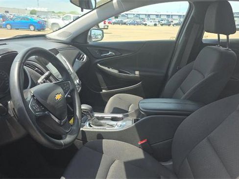 Used 2024 Chevrolet Malibu LT w/ Sport Edition FWD image 5