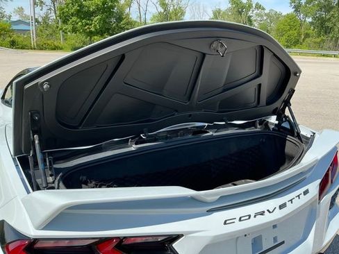 Used 2023 Chevrolet Corvette Stingray Preferred Conv w/ Z51 Performance Package RWD image 11