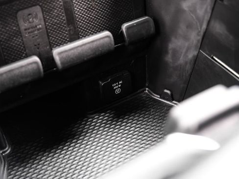 Used 2022 RAM 1500 Laramie RWD image 26