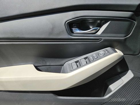 Used 2024 Honda Accord EX image 21