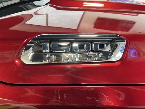 Certified 2019 RAM 1500 Laramie image 9