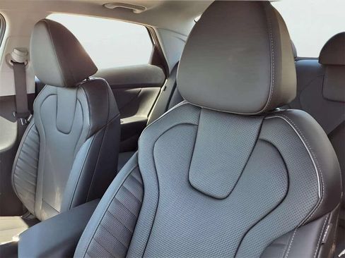 New 2026 Hyundai Elantra Limited FWD image 11