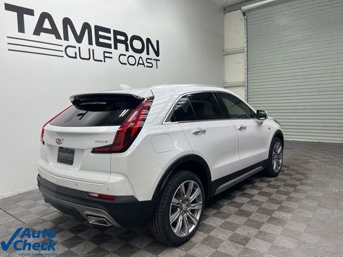 Used 2023 Cadillac XT4 Premium Luxury image 7