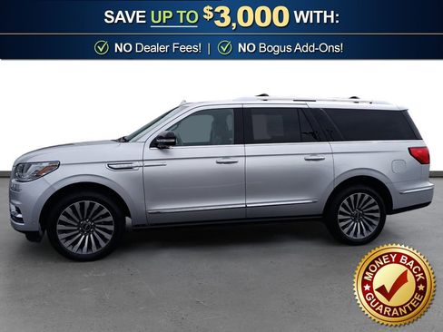 Used 2018 Lincoln Navigator L Reserve w/ Technology Package AWD/4WD image 2