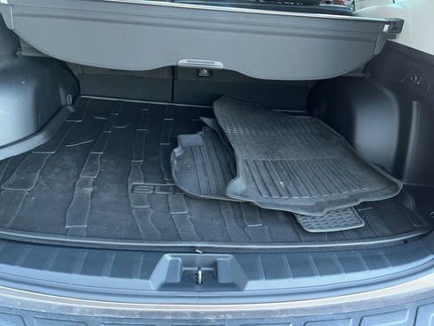 Used 2022 Subaru Forester Premium image 28