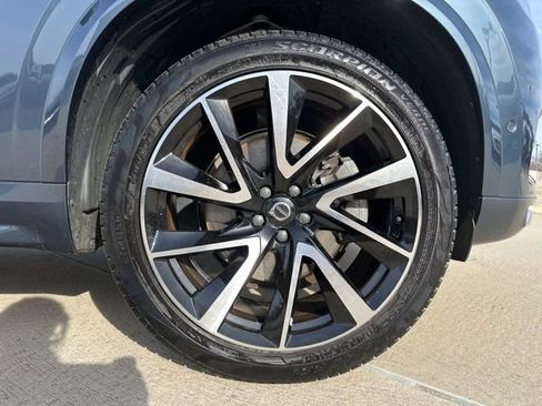 Certified 2023 Volvo XC90 B5 Plus w/ Protection Package Premier image 11