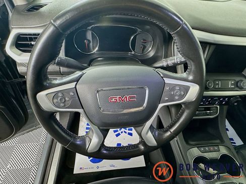 Used 2020 GMC Acadia SLT w/ Driver Alert Package II AWD/4WD image 11