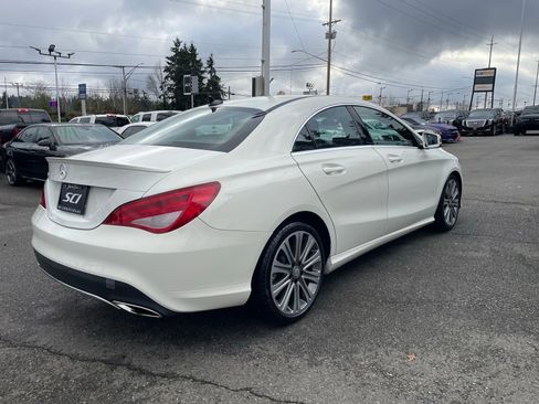 Used 2017 Mercedes-Benz CLA 250 image 5