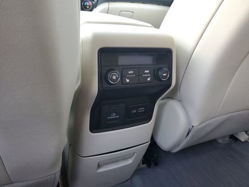 Used 2023 GMC Acadia Denali w/ Denali Technology Package FWD image 15