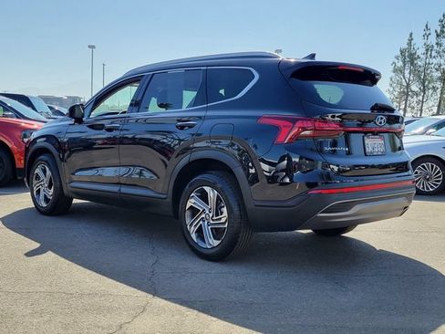 Used 2023 Hyundai Santa Fe SEL FWD image 3