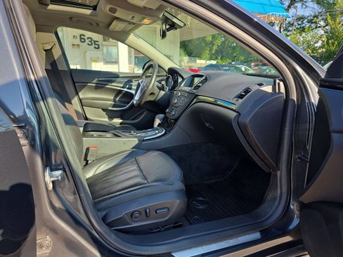 Used 2013 Buick Regal Premium image 29