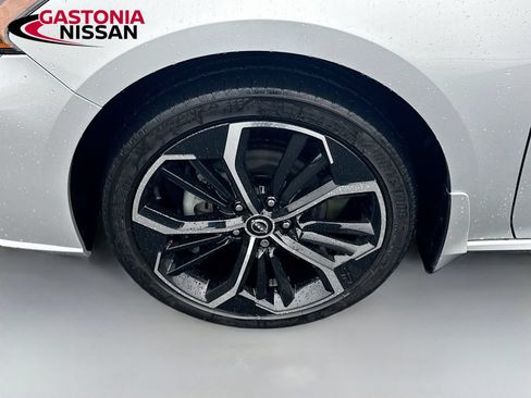 Used 2023 Nissan Altima 2.5 SR AWD/4WD image 38