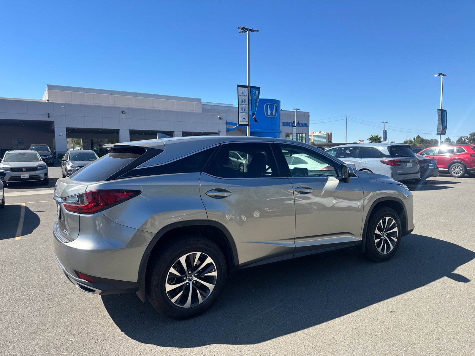 Used 2022 Lexus RX 350 FWD image 3