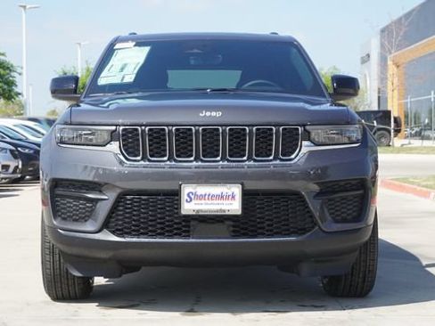 New 2026 Jeep Grand Cherokee Laredo X RWD image 2