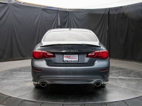 Used 2016 INFINITI Q70 3.7 w/ Deluxe Touring Package image 11