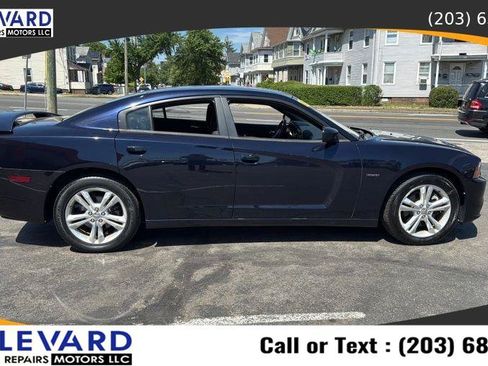 Used 2011 Dodge Charger R/T w/ Driver Confidence Group AWD/4WD image 8
