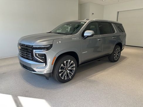 New 2026 Chevrolet Tahoe High Country image 3