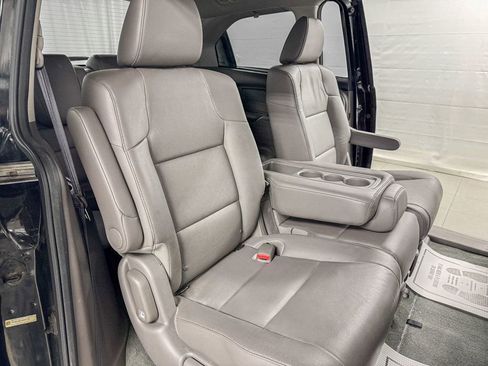 Used 2016 Honda Odyssey EX-L image 11