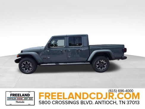 New 2026 Jeep Gladiator Sport AWD/4WD image 6