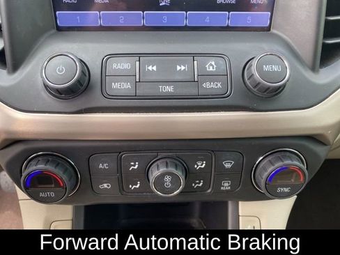 Used 2017 GMC Acadia Denali w/ Technology Package image 11