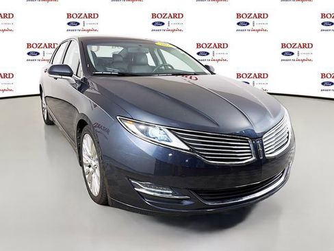 Used 2013 Lincoln MKZ FWD image 1