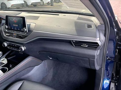 Certified 2023 Nissan Altima 2.5 SR image 18