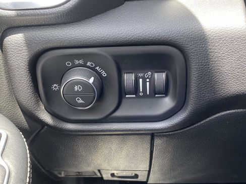 Used 2024 RAM 2500 Laramie w/ Safety Group AWD/4WD image 17
